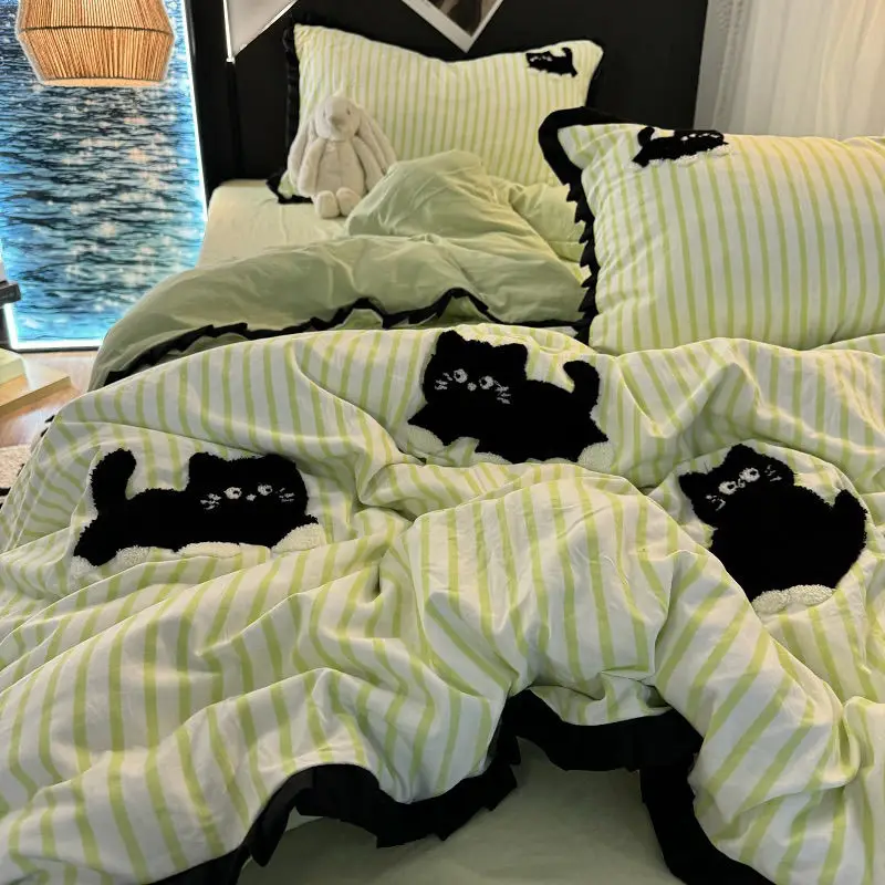 Green Strip with Black Cat Embroidery Duvet Set