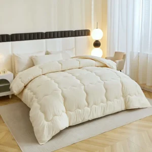 Warm Wool Quilt & Thick Comforter